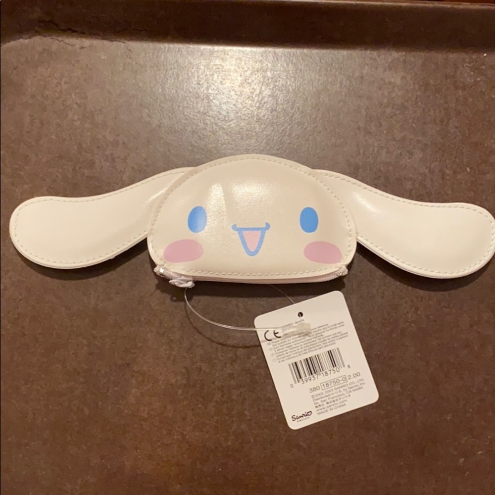Cinnamoroll zipper change pouch Hello Kitty Sanrio